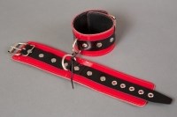 Наручники узкие из лакированной кожи Р2191